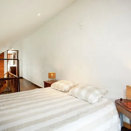 Holiday home Serene Holiday Home In Marcourt Near Forest Rendeux