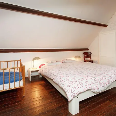 Holiday home Serene Holiday Home In Marcourt Near Forest *