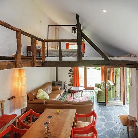 Serene Holiday Home In Marcourt Near Forest Holiday home Rendeux